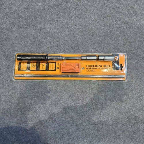 Description :Portable combination tire wrench(Built in marbles)