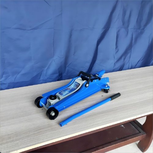 2.5 Ton Low Down Hydraulic Floor Jack